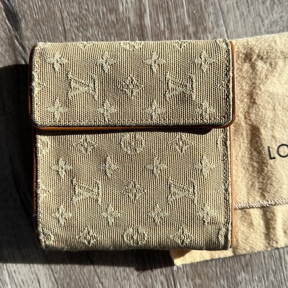 Louis Vuitton beige monogram Mini Lin Canvas Compact wallet - Picture 2 of 11